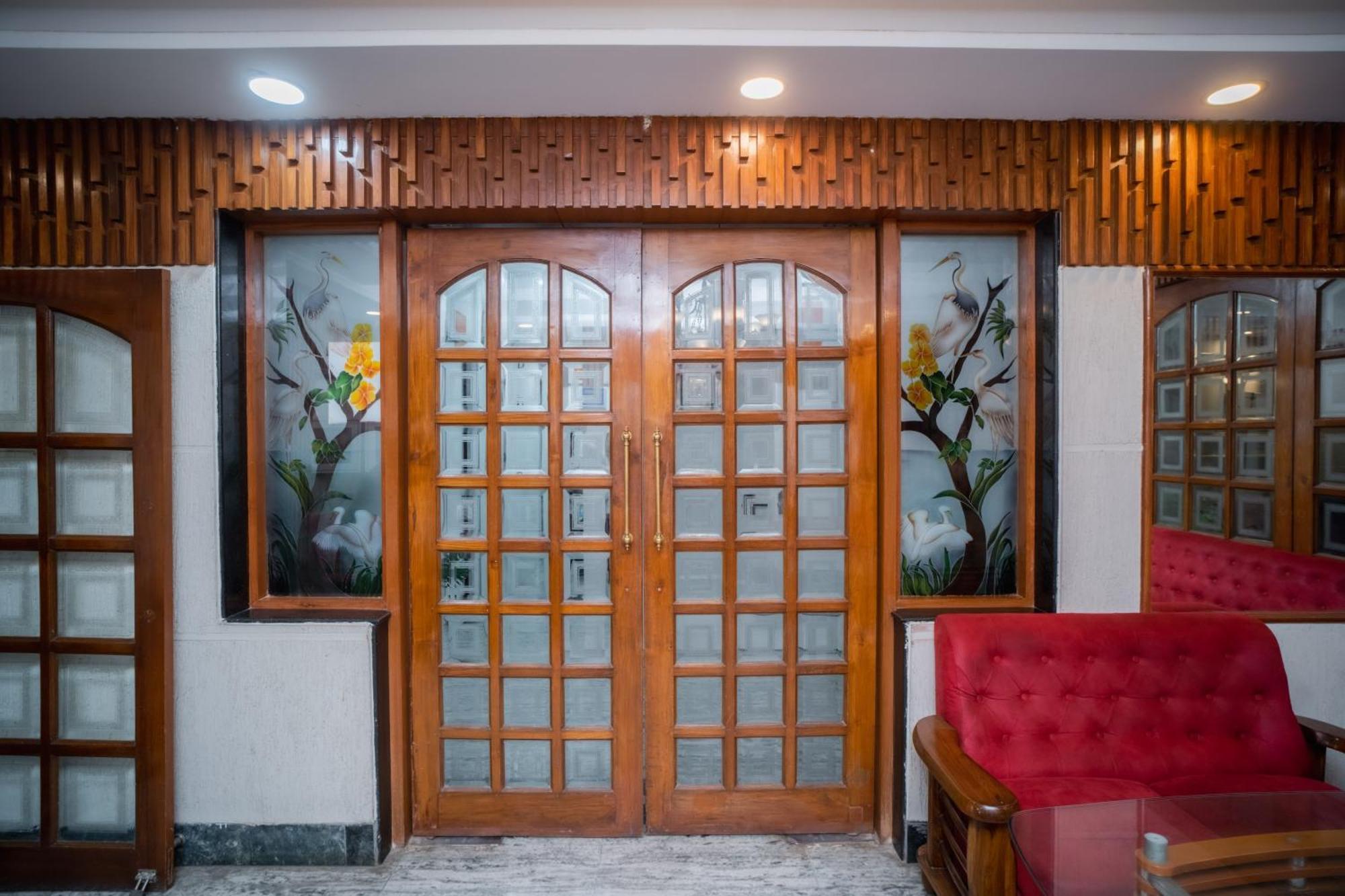 Pearl Courtyard Dormitory Варанаси Екстериор снимка